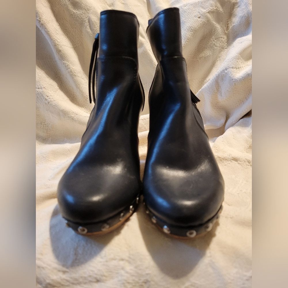 Revel Black Shoes